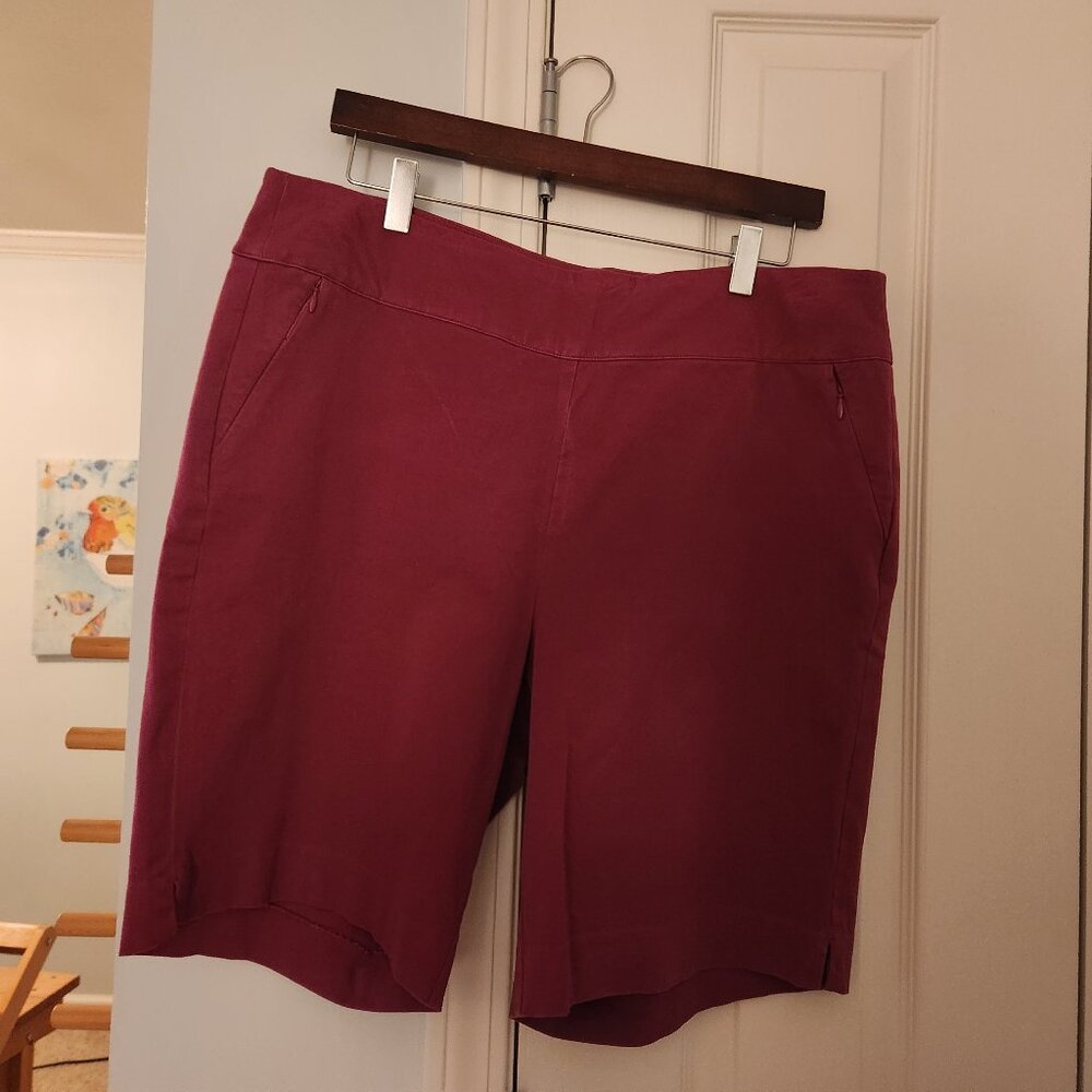 Pull-On Shorts - Burgundy - size XL